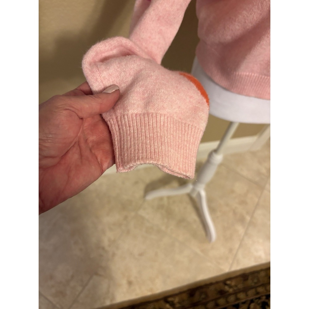 Witty Fox Pink Lips Long Sleeve, Open Back Sweater, V Neck, XL - Picture 4 of 8
